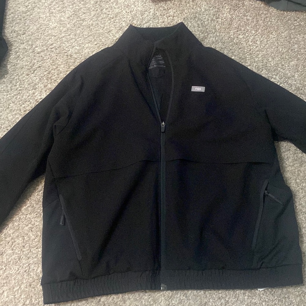 Figs bellery scrub jacket nwt black medium